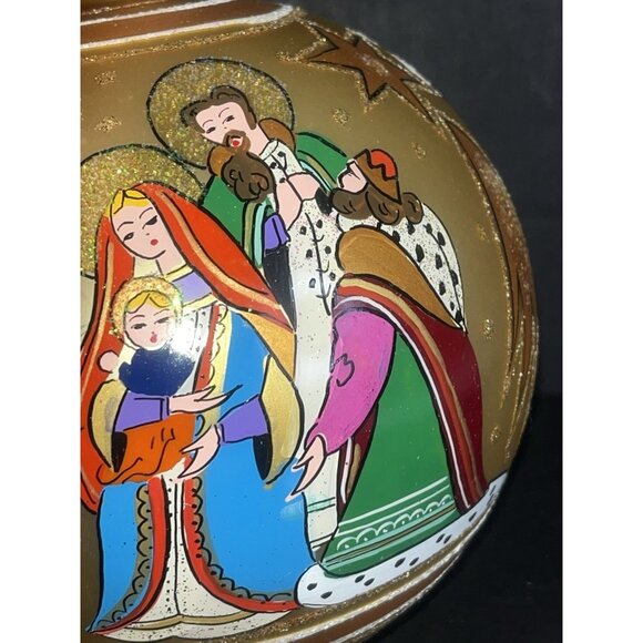 Vintage Large Christmas Ornament Nativity Scene Hand Painted Glass Glitter 5" - Picture 3 of 10